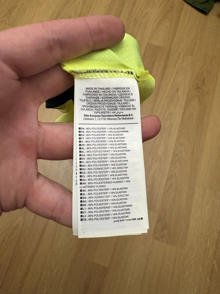Чоловічі спортивні шорти nike