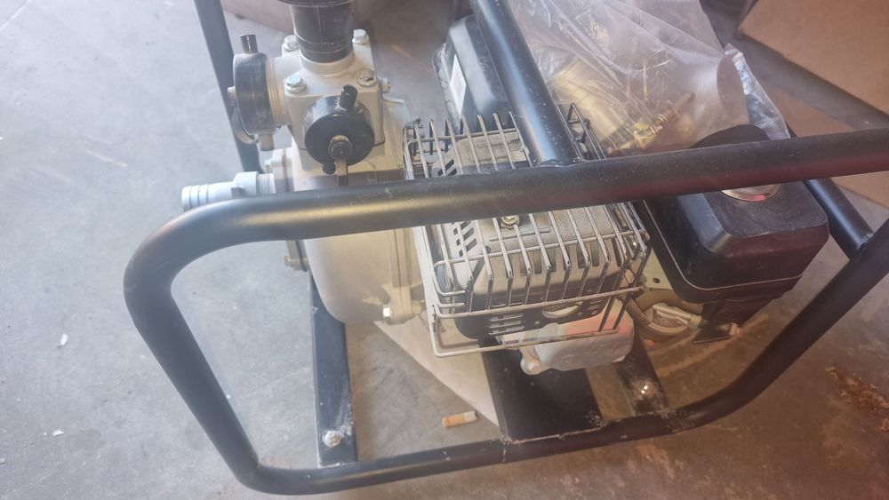 Motobomba de 7 kl like a gasolina estado nova