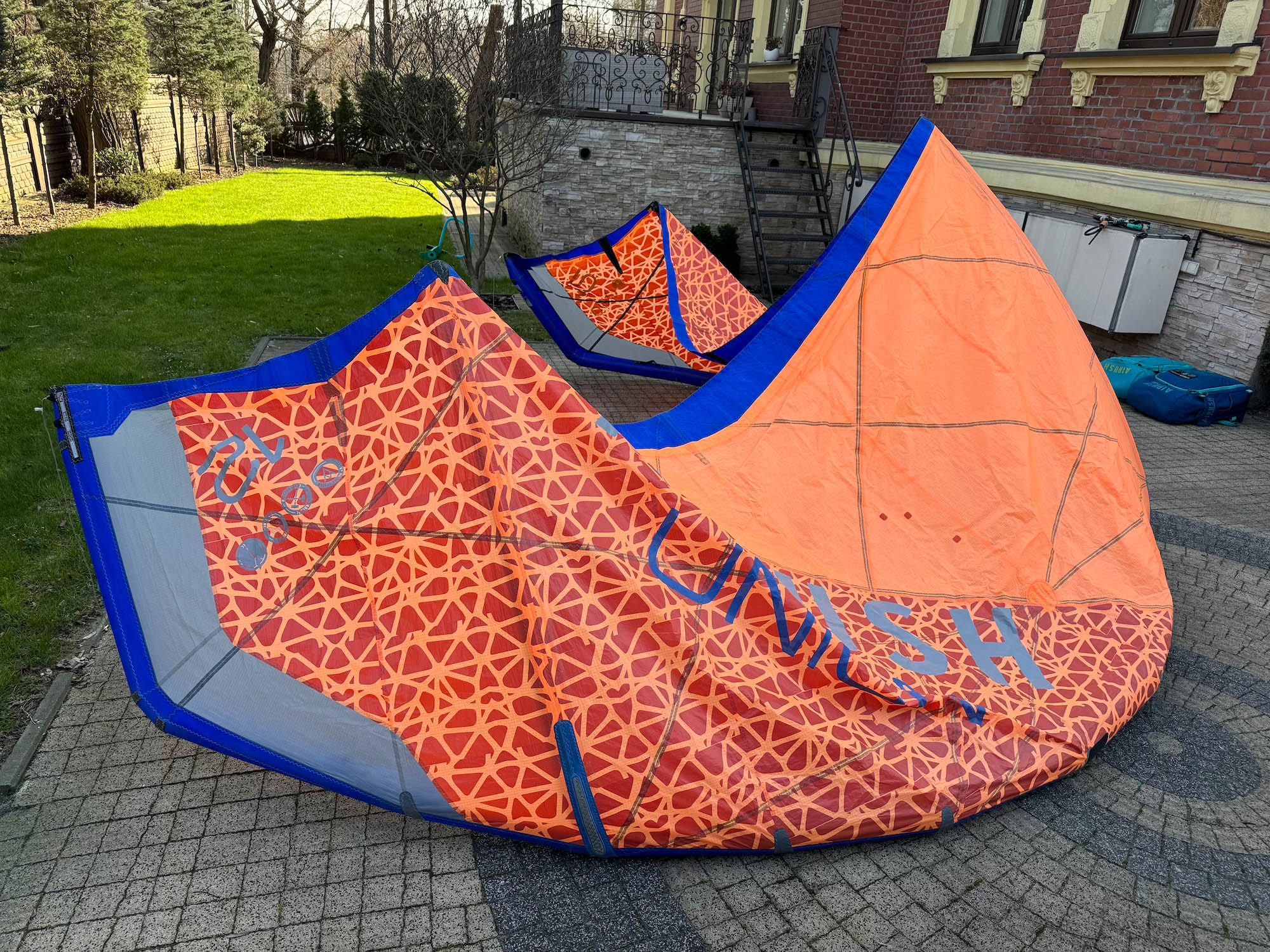 Zestaw Kite Airush Union 7m, 9m, 12m + bar