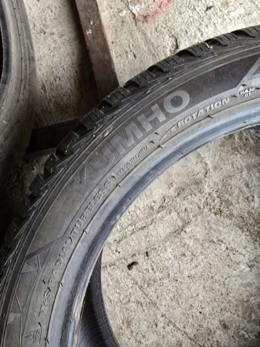 Sprzedam Opony Całoroczne Kumho Solus 4S 225/45ZR19 4sztuki