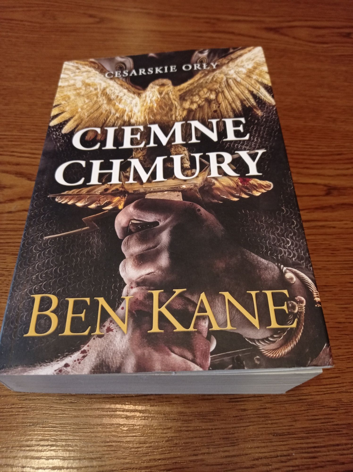 Ciemne chmury - Ben Kane
