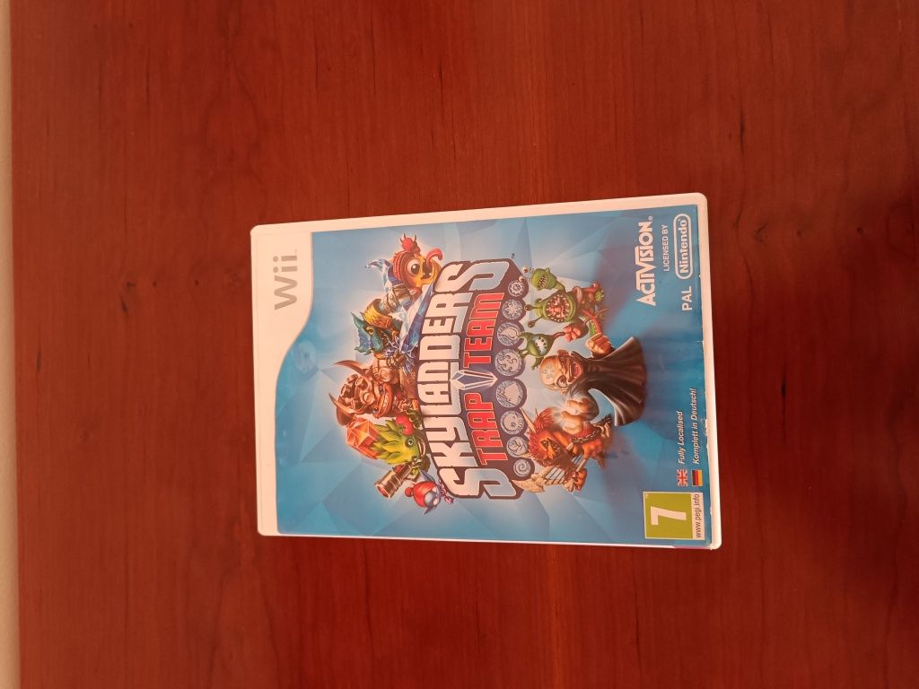 Jogo Skylanders Trap Team e/ou portal para a WII