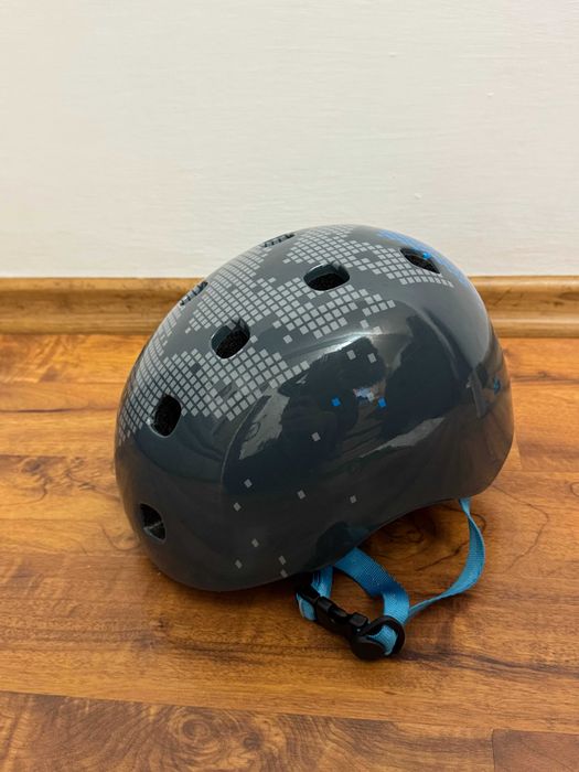 Kask rowerowy na rower kolarski Schwinn Quality rozmiar 56 cm