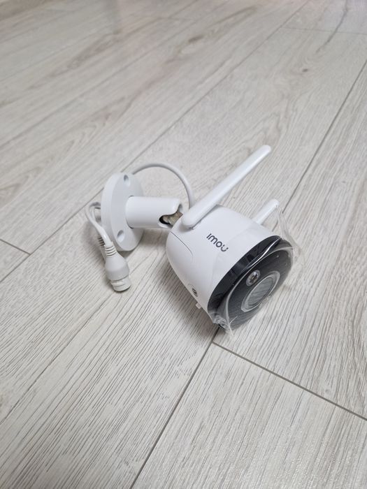 Бездротова вулична Wi-fi камера з проректором Imou bullet 2E-D