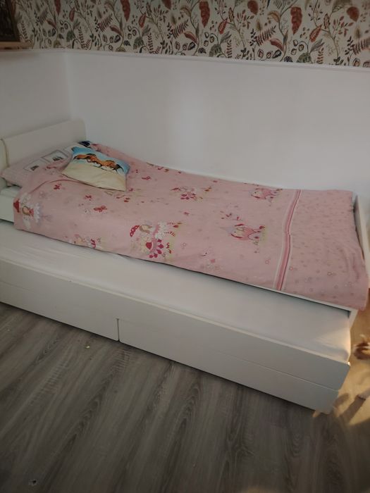 Łóżko podwójne wysuwane
