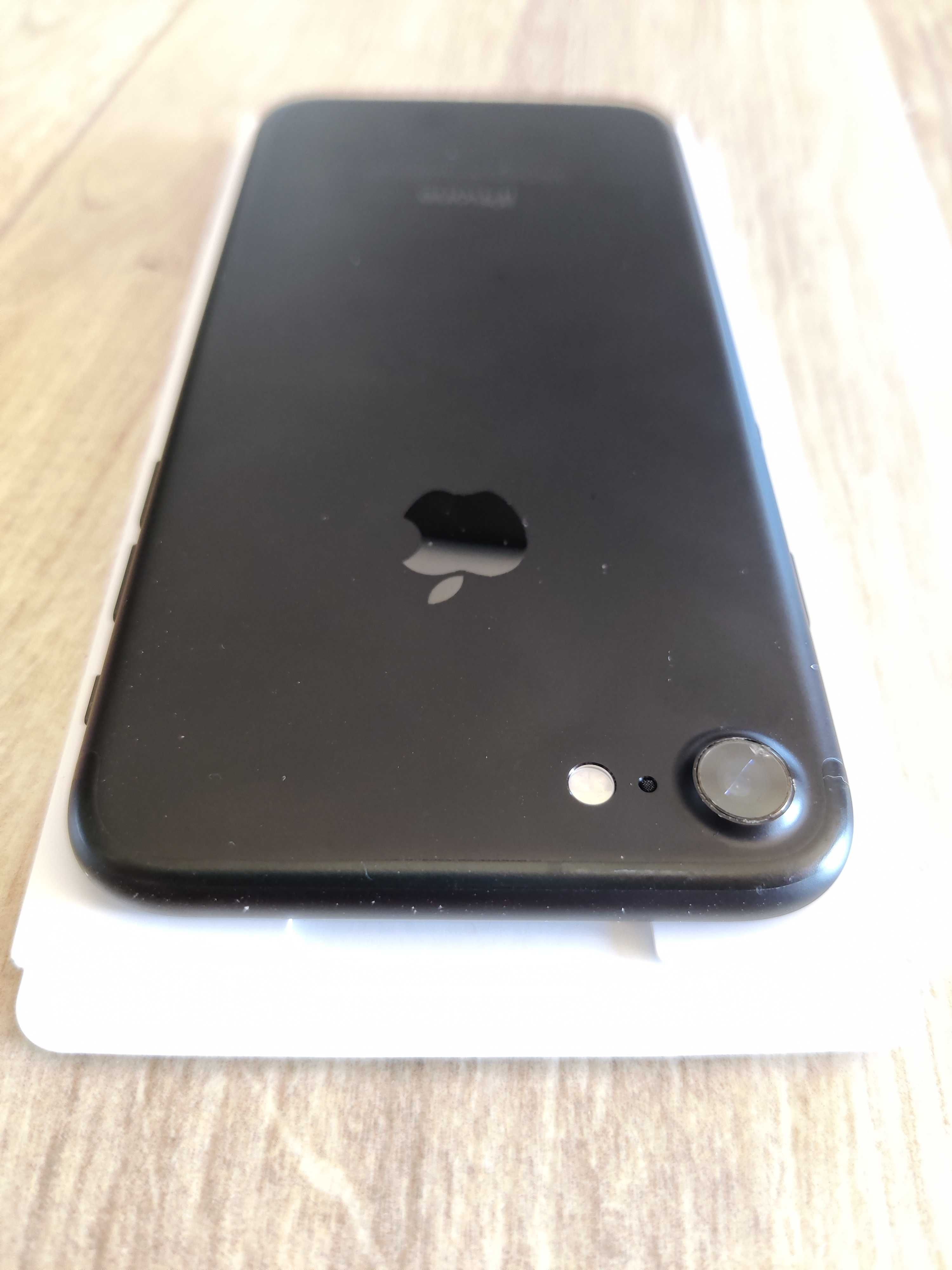 IPhone 7 (model A1778)