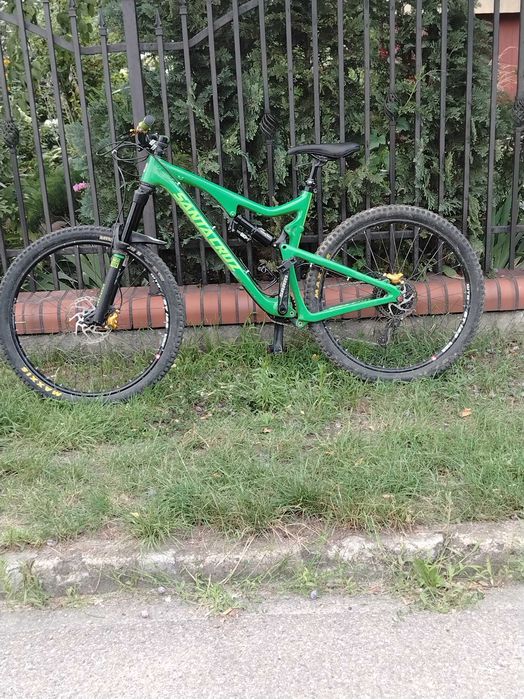 Santa Cruz Bronson C M Carbon Enduro Cura CaneCreek Canyon Specialized