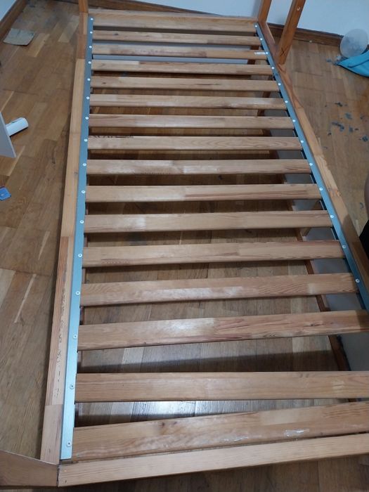 Cama Kura Ikea (criança)