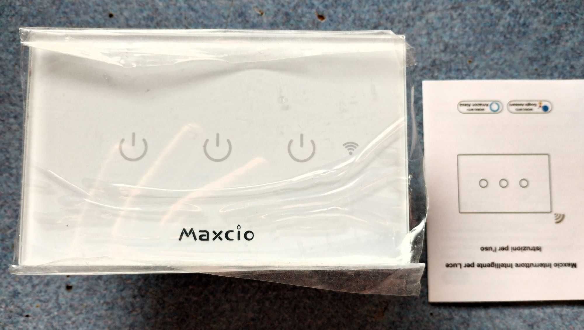 Przełącznik ścienny WIFI Maxcio RMT003 potrójny, sterowanie głosem.