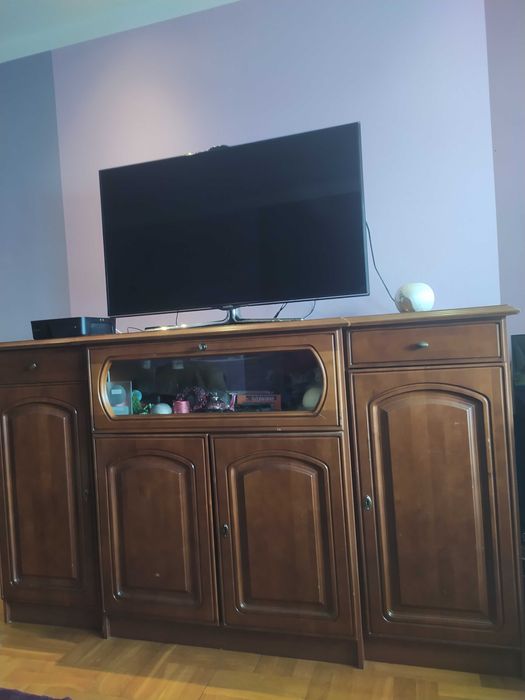 Witryna, komoda - komplet mebli do salonu