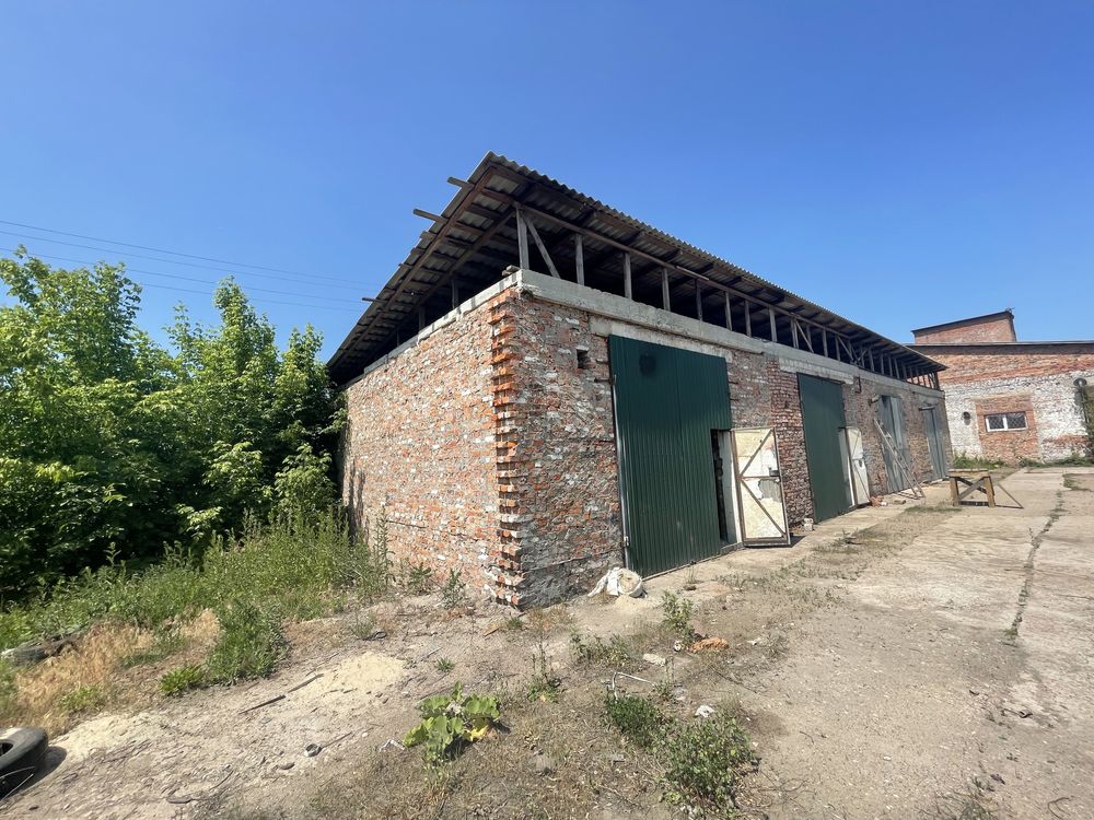 Продаж приміщень під сто, склади, виробництво