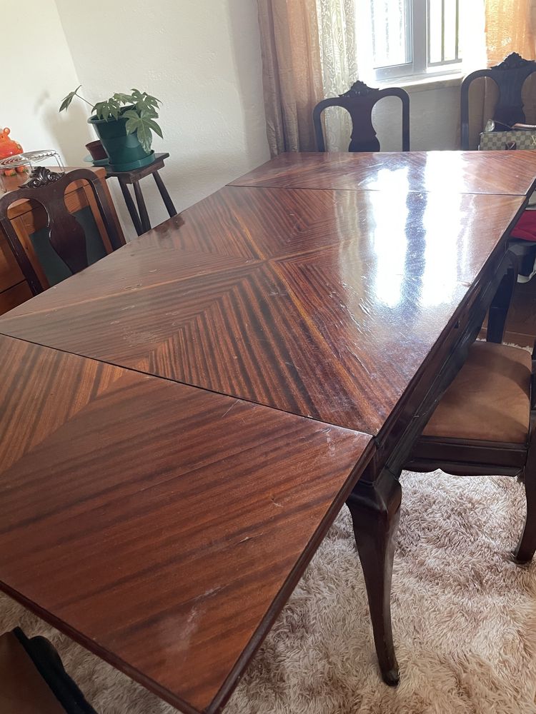 Mesa de sala de jantar extensivel