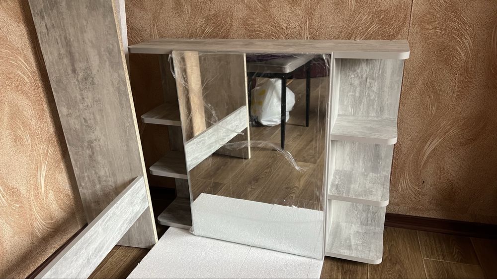 Дзеркало у ванну