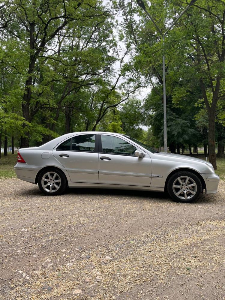 Mercedes c class 180 kompressor