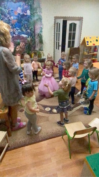 Плаття платтячко сукня випуск садок садочок