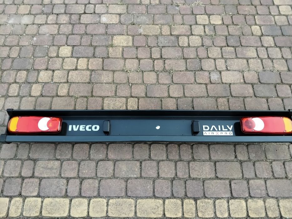 BELKA IVECO belka lamp zderzak tył belka tył z lampami komple
