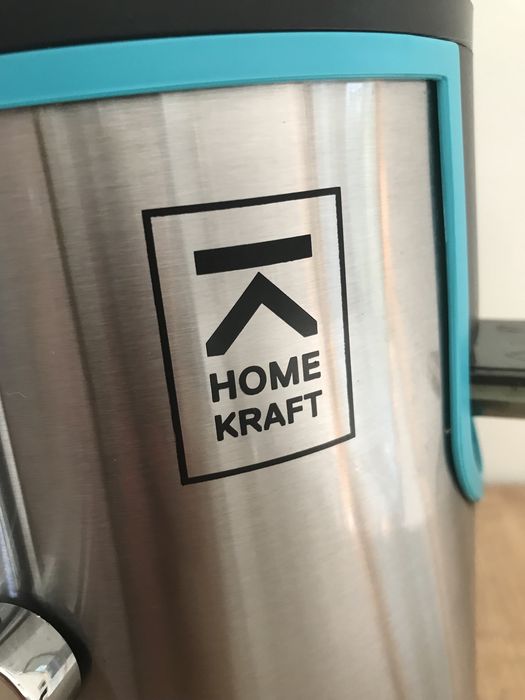 Sokowirówka Home Kraft Vitamine moc 1400