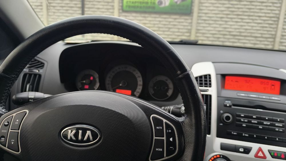 Продаю Kia Ceed 2007р. Мех. 2.0 Газ/Бензнз.
Рідкісний та потужни