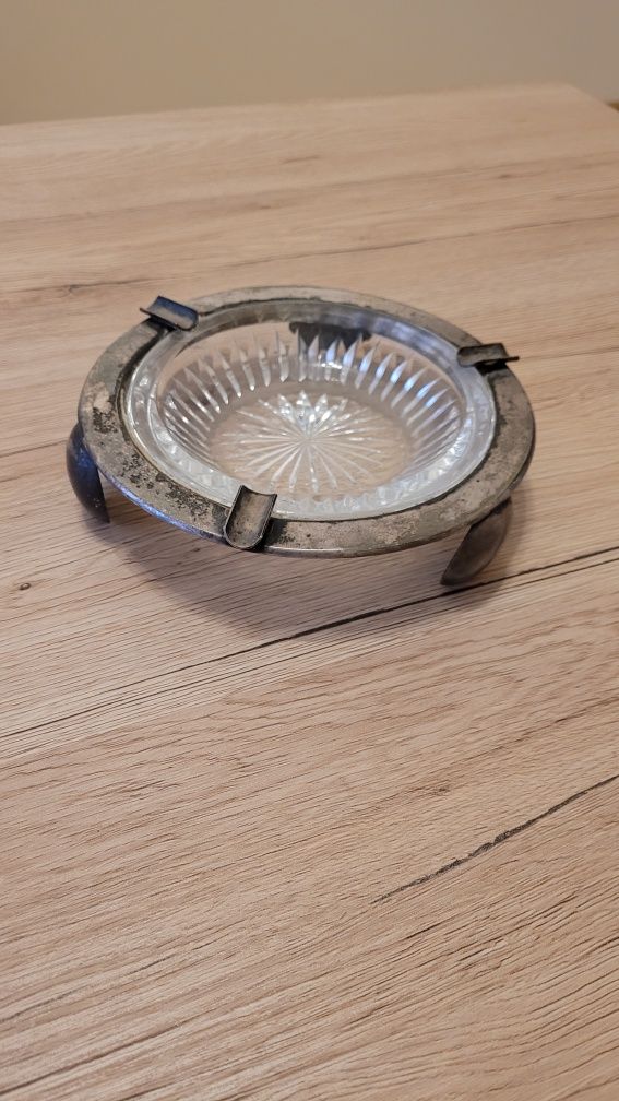 Popielniczka kryształ i posrebrzana podstawa 17,5 cm
