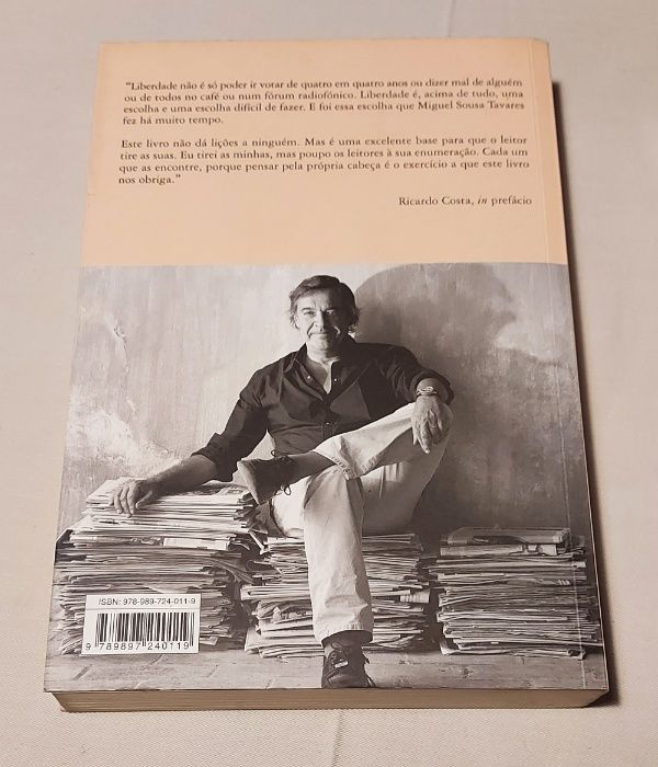 Miguel Sousa Tavares - A História Não Acaba Assim