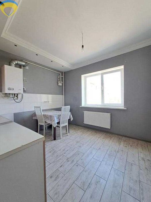 Продам затишну 2-кімнатну квартиру з капітальним ремонтом — Авангард!