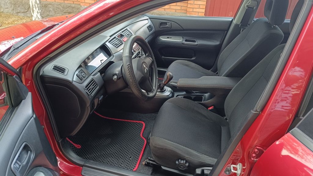 Mitsubishi Lancer.