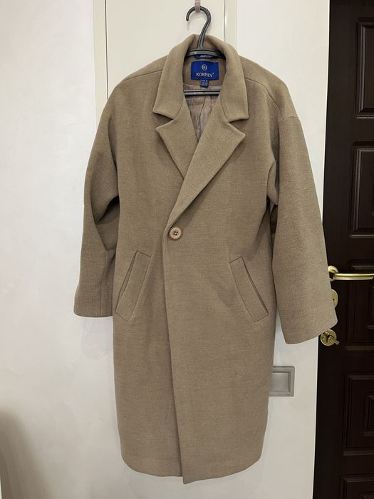 Пальто колір CAMEL, 75% шерсті ІДЕАЛЬНИЙ СТАН
