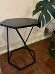 Mesa de apoio Gato Preto