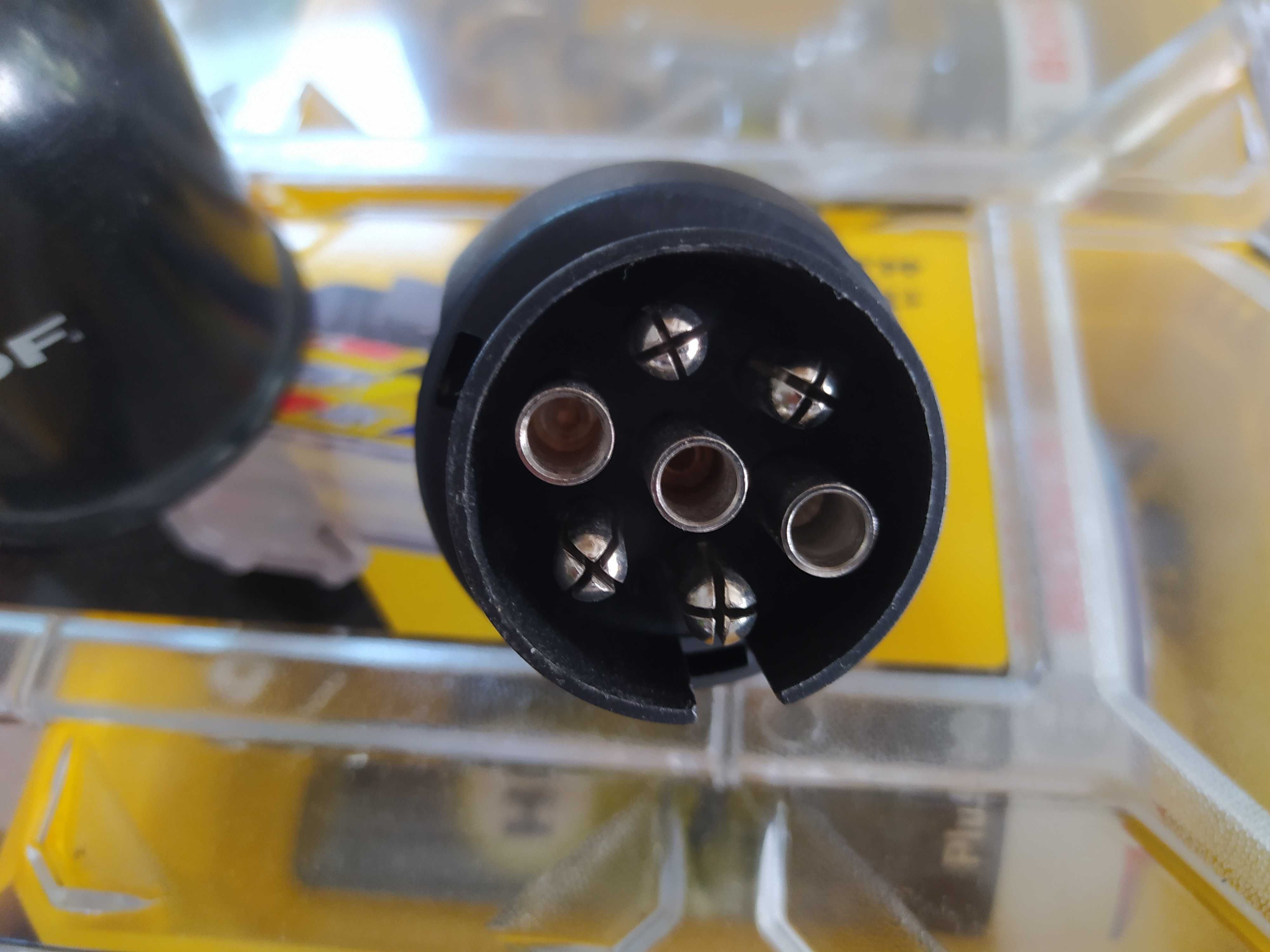 Adapter na hak do przyczepki 7->13 plus gratisy