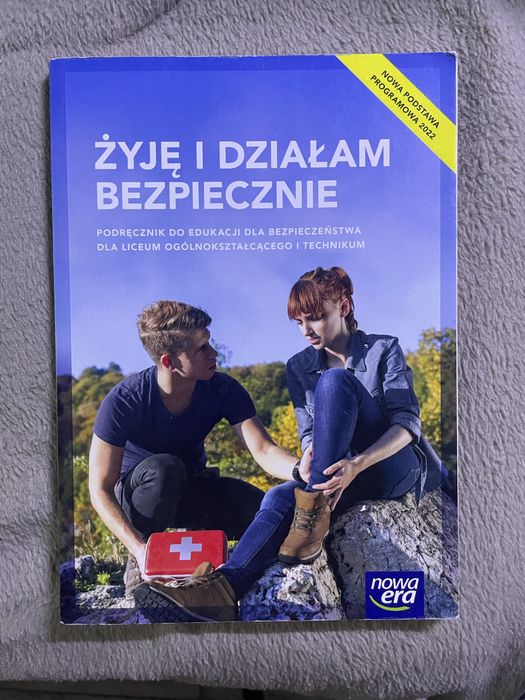 Źyje i działam bezpiecznie podręcznik i ćwiczenia