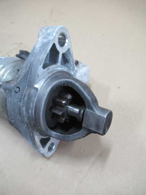 , TOYOTA VERSO rozrusznik 2.2d