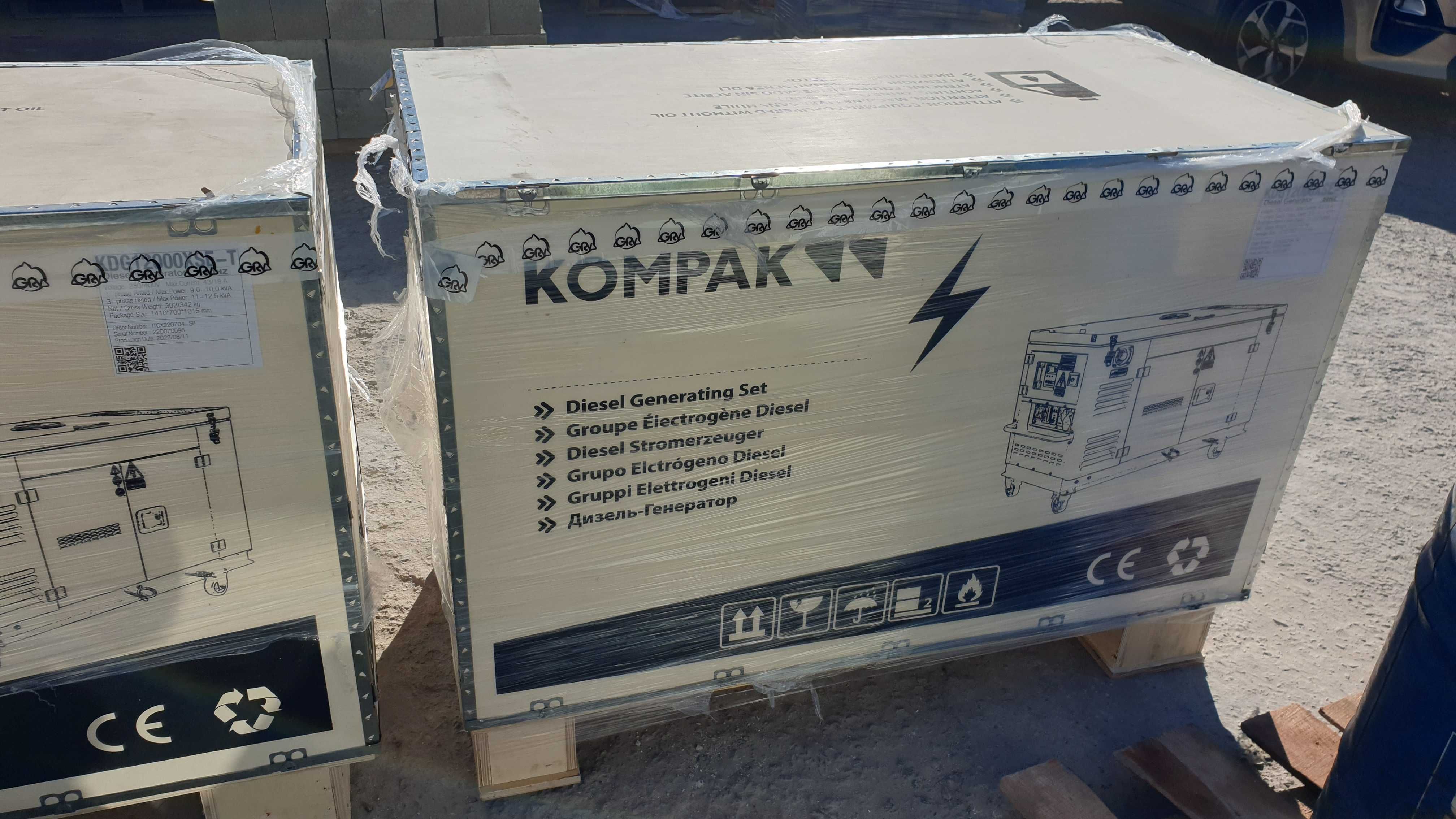 Дизельный генератор 10 КВТ АВР ATS  Кожух  220 / 380В Kompak