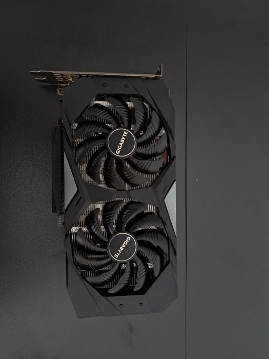 Placa Gráfica Gigabyte GTX 1660 Super