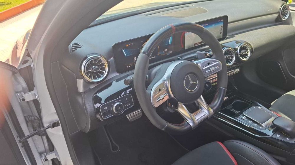 Vendo Mercedes A45 S AMG