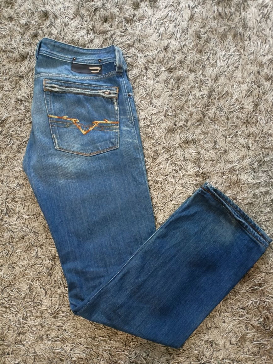 jeansy Diesel size 32/M ciemne y2k granatowe straight fit