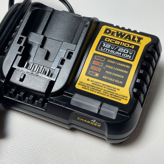 Dewalt Зарядний пристрій DCB1104 12V 20V 220V з США
