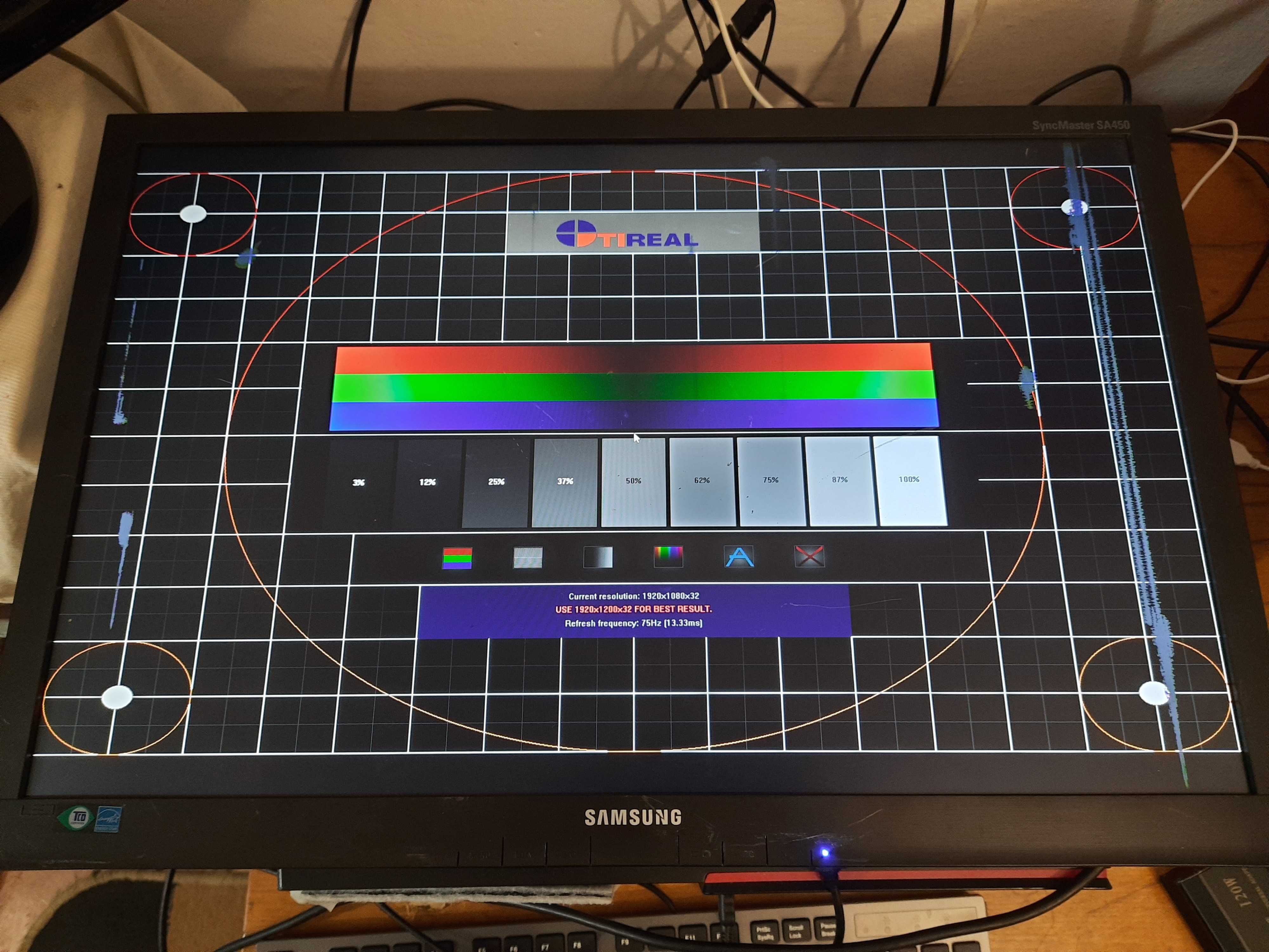 Монитор  24″ Samsung  Full HD 12V