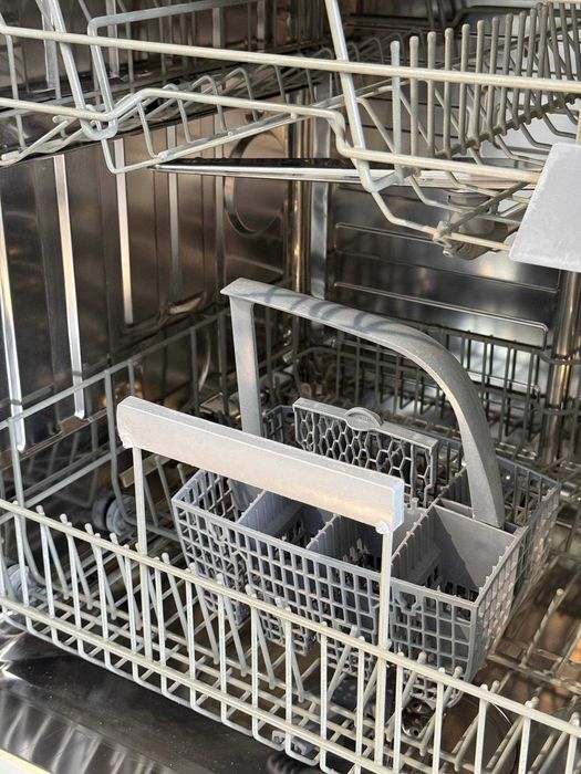 Посудомийна машина б/в Cylinda Розмір: 60/60/60 Вмонтована #07445