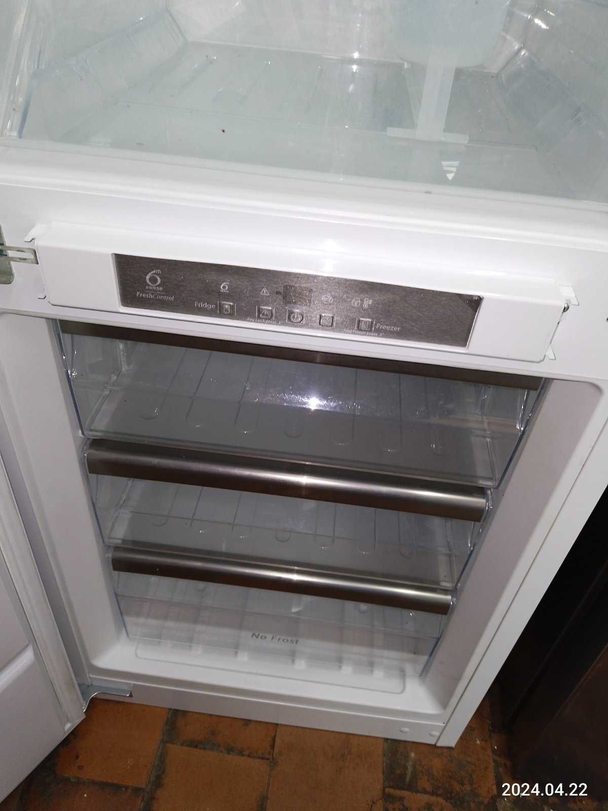 Холодильник вбудований Whirlpool ART 9620 A++ NF капля/No Frost інверт