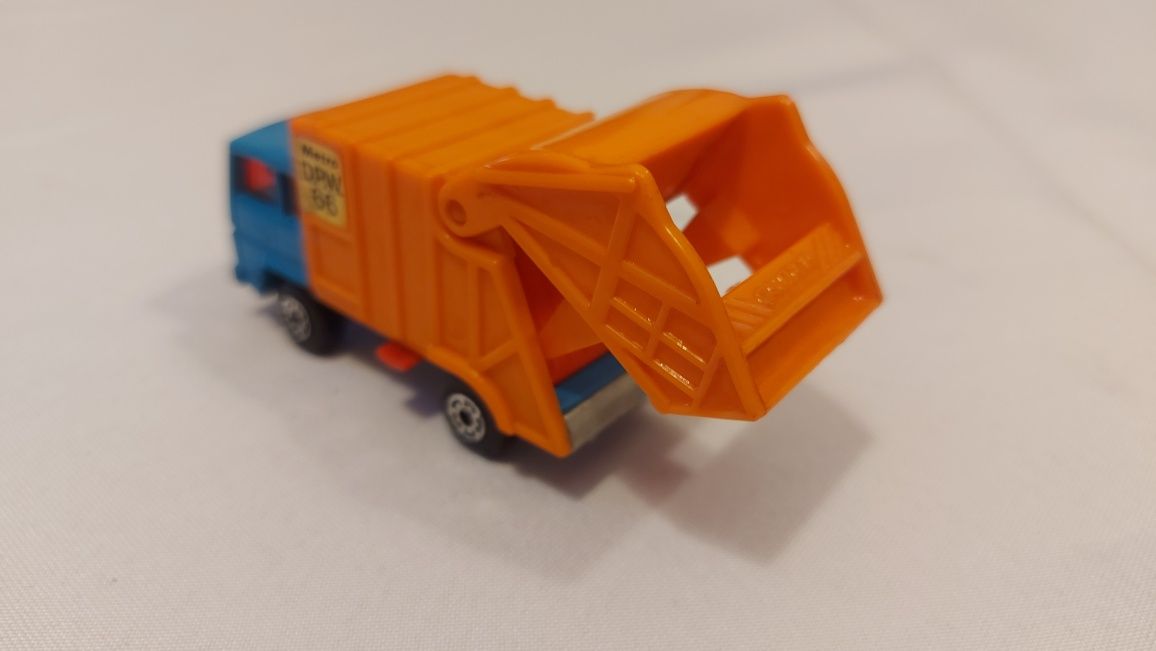 Matchbox. Refuse truck