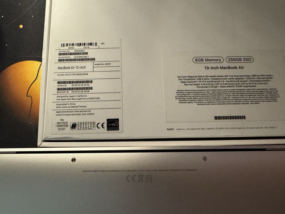 Macbook air m1 2020 8/256