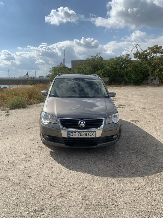 Volkswagen Touran 1.4 tsi