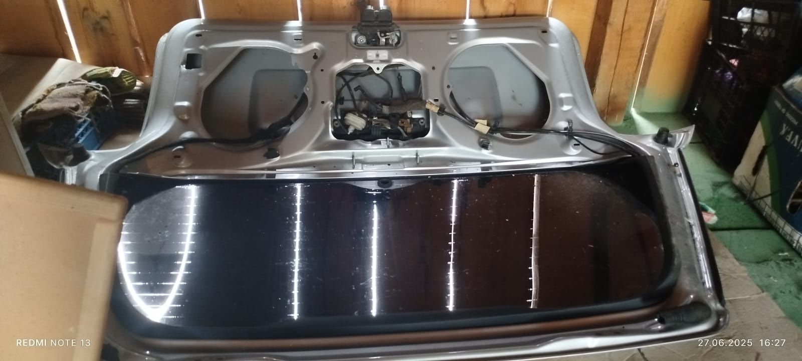 Продам авді а4 дверка багажника