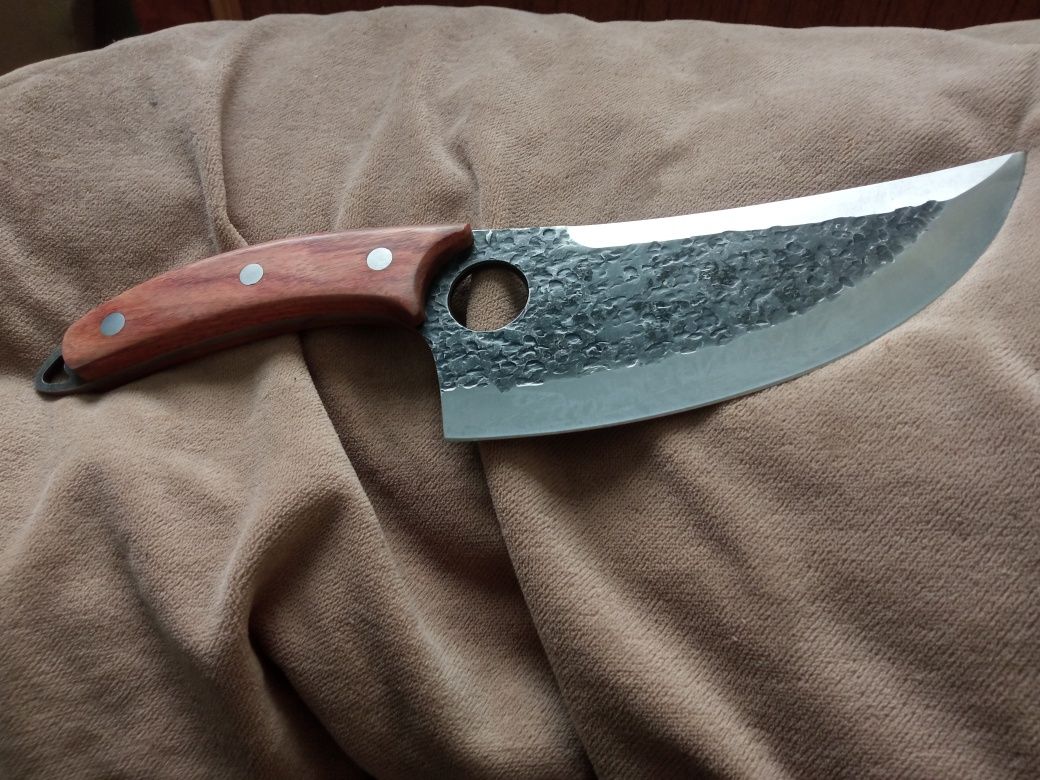 Нож топорик и кухонный нож