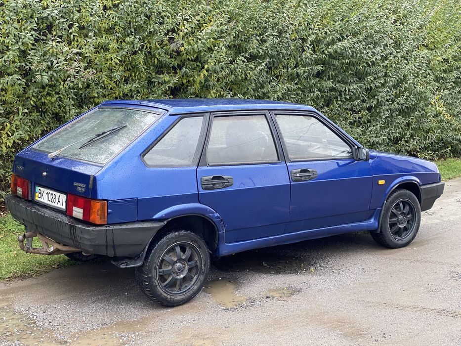 Продам ВАЗ 2109 2002 рік 1.5 бензин на бойовому ходу