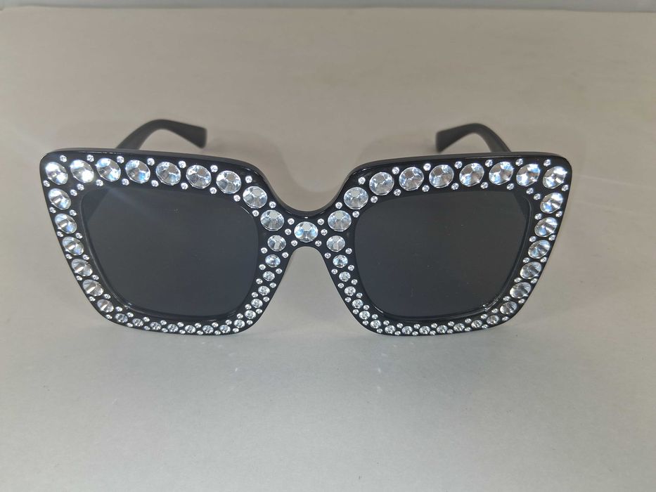 N185 Okulary Przeciwsłoneczne Kwadratowe Czarne Duże Cyrkonie UV400