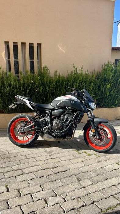 YAMAHA MT07 de 2021
