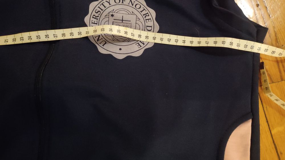 Спортивный костюм женский