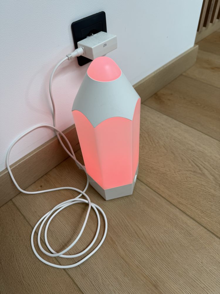 Lampka led wielobarwna kredka PELARBOJ z Ikea