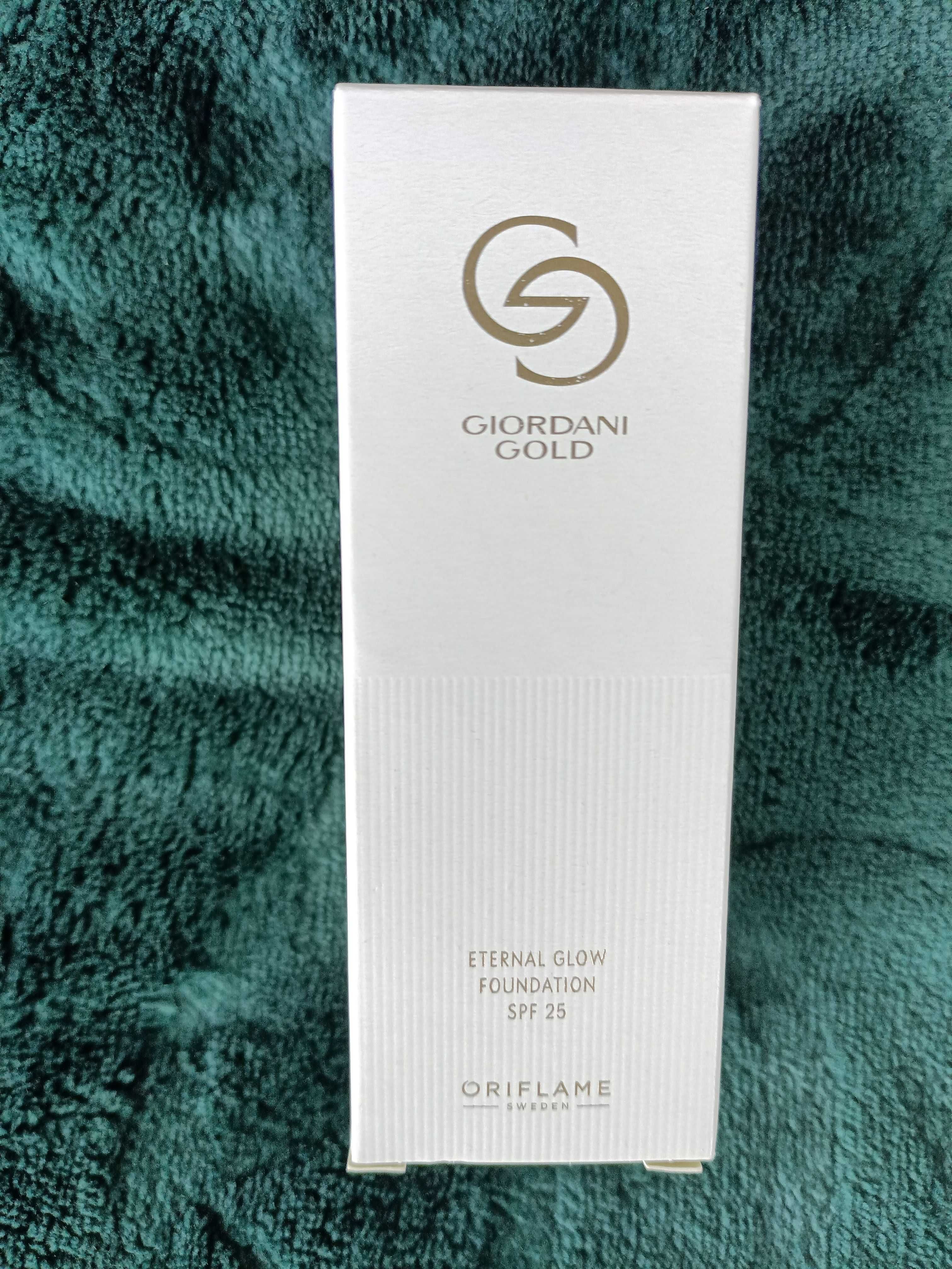 Podkład Giordani Gold Eternal Glow SPF 25 Vanilla Neutral